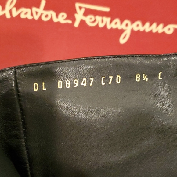 Salvatore ferragamo - Picture 4 of 12